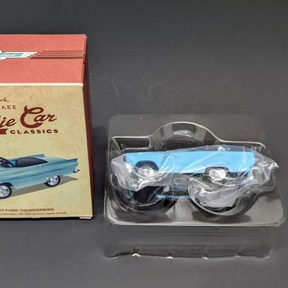 Hallmark Kiddie Car Classics 1957 Blue Ford Thunderbird MINI PEDAL CAR Model & M - Picture 3 of 8